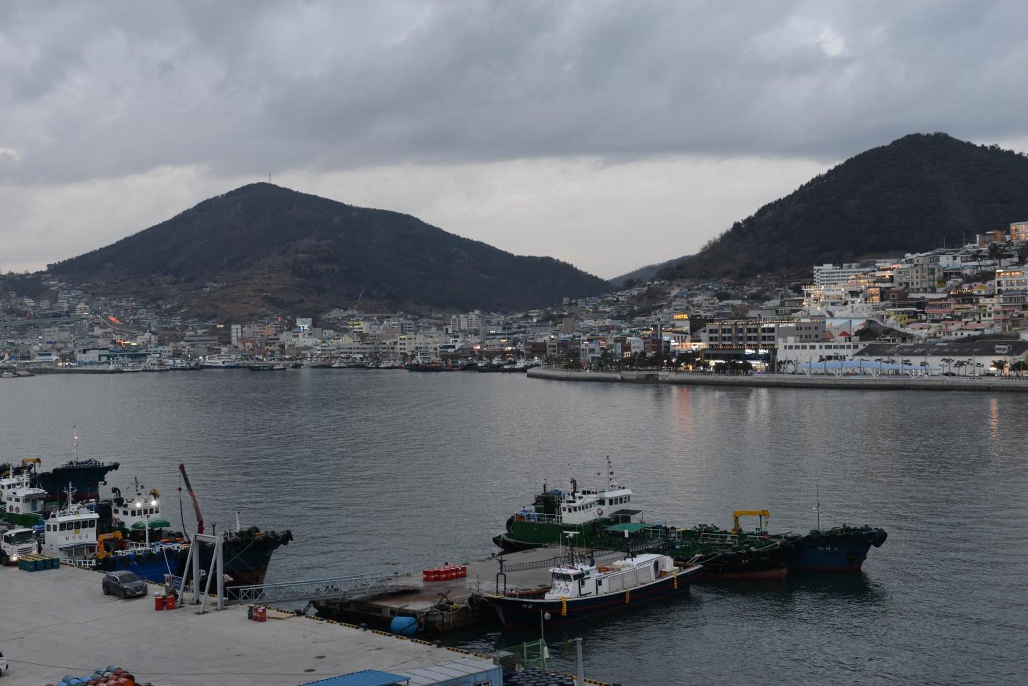 Lium Spa Hostel Yeosu Zewnętrze zdjęcie