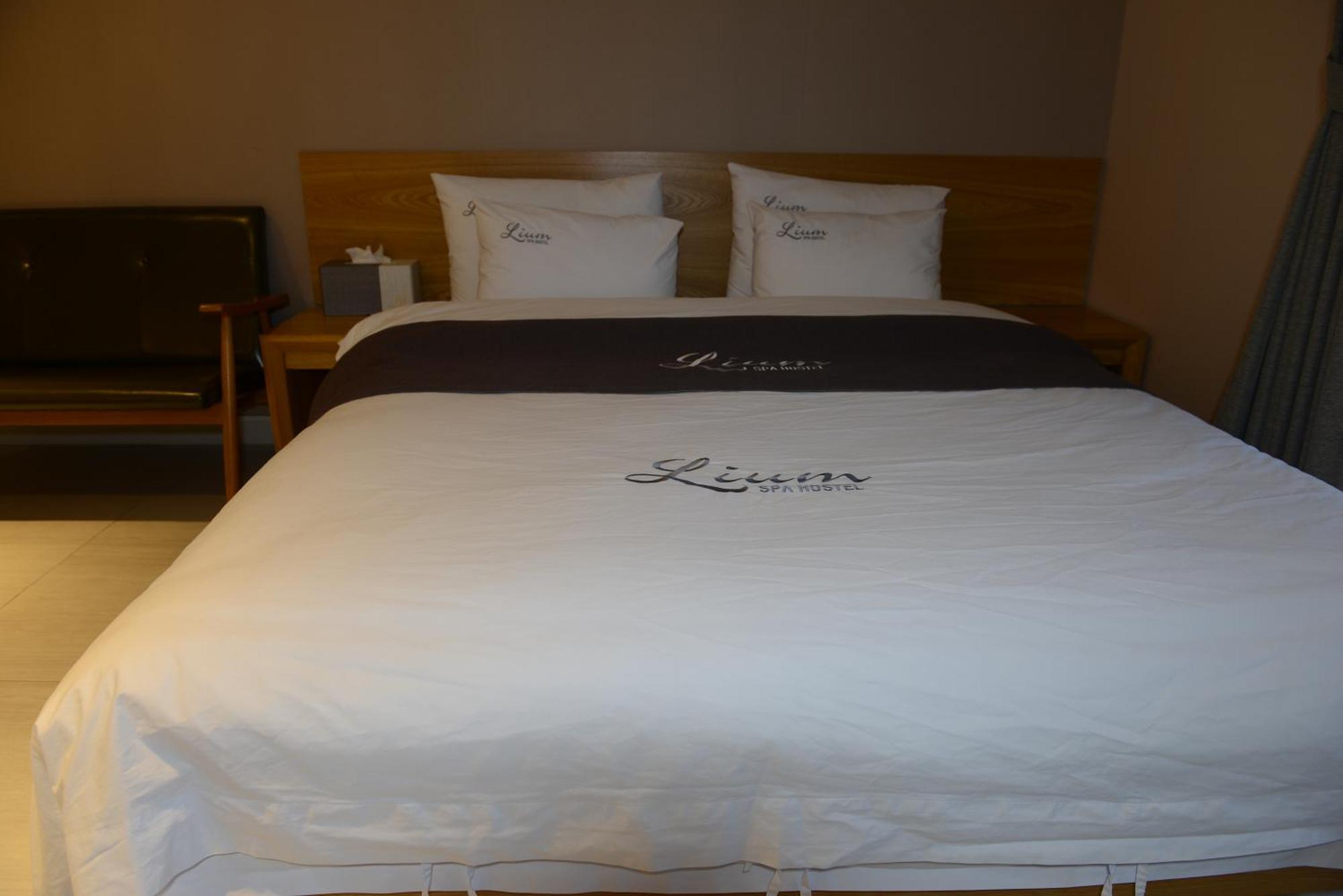 Lium Spa Hostel Yeosu Zewnętrze zdjęcie