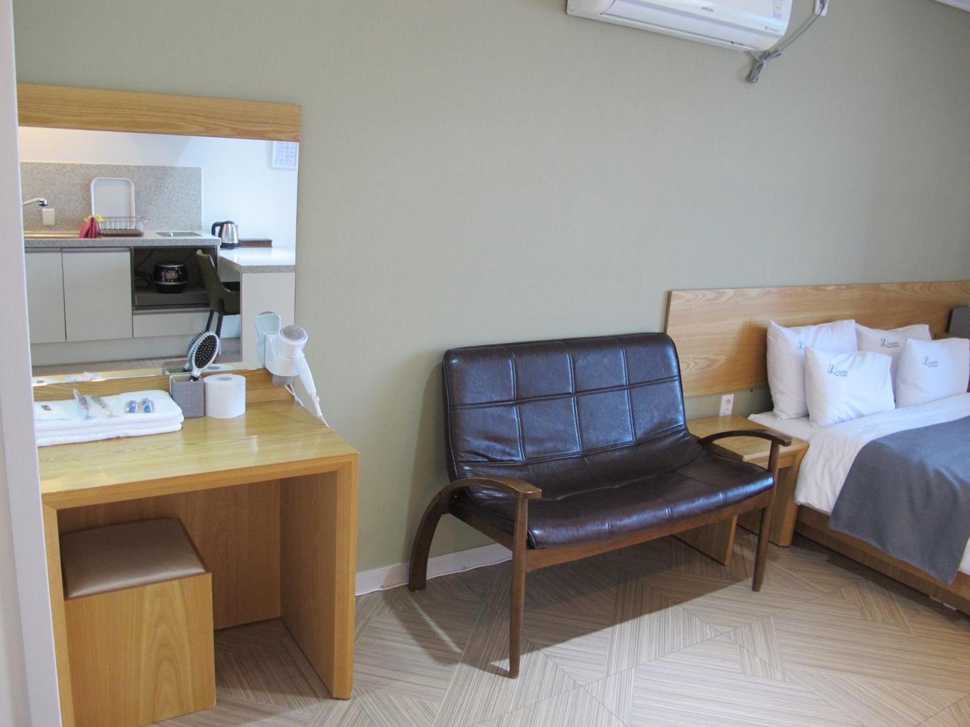 Lium Spa Hostel Yeosu Zewnętrze zdjęcie