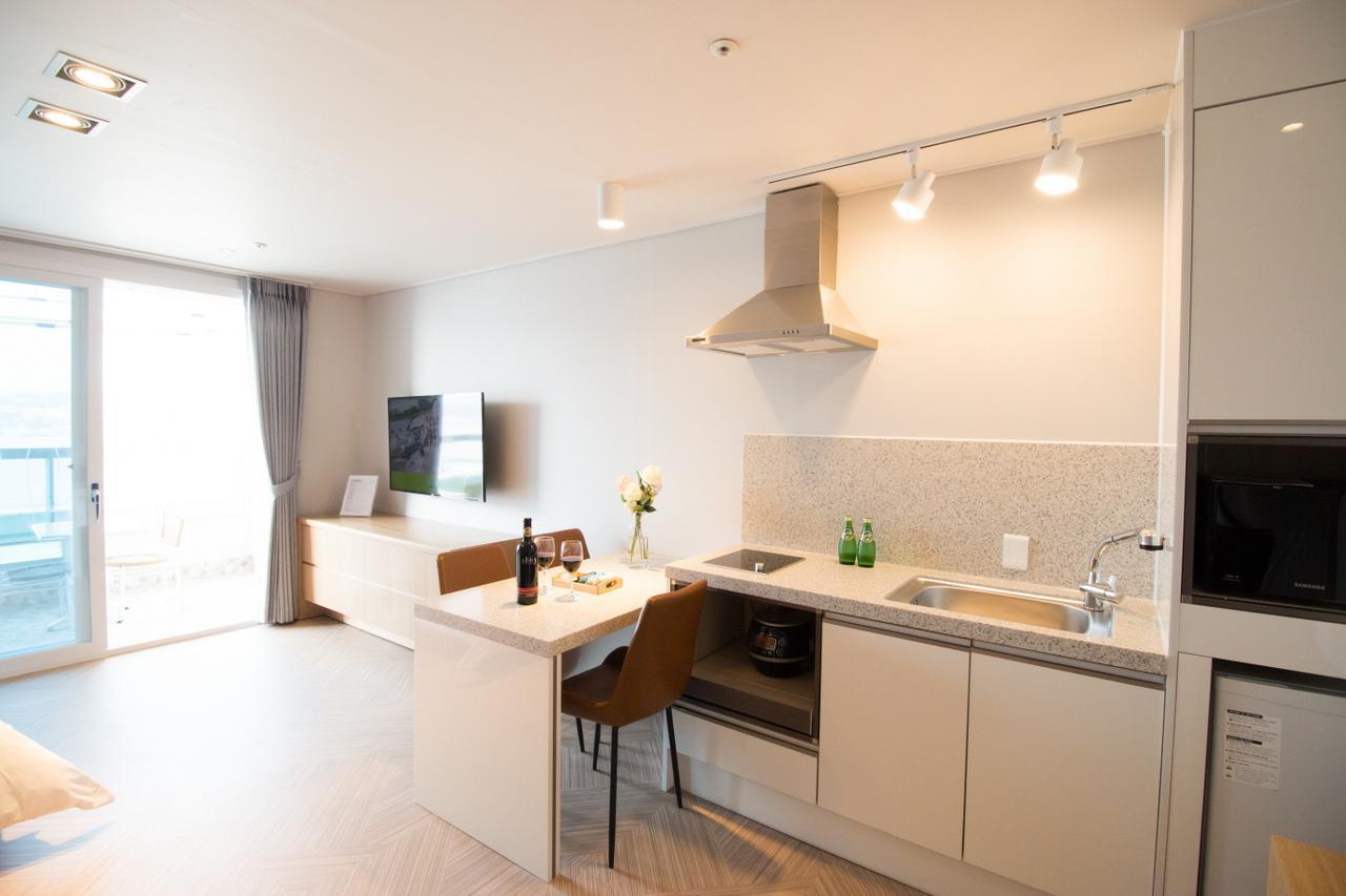 Lium Spa Hostel Yeosu Zewnętrze zdjęcie