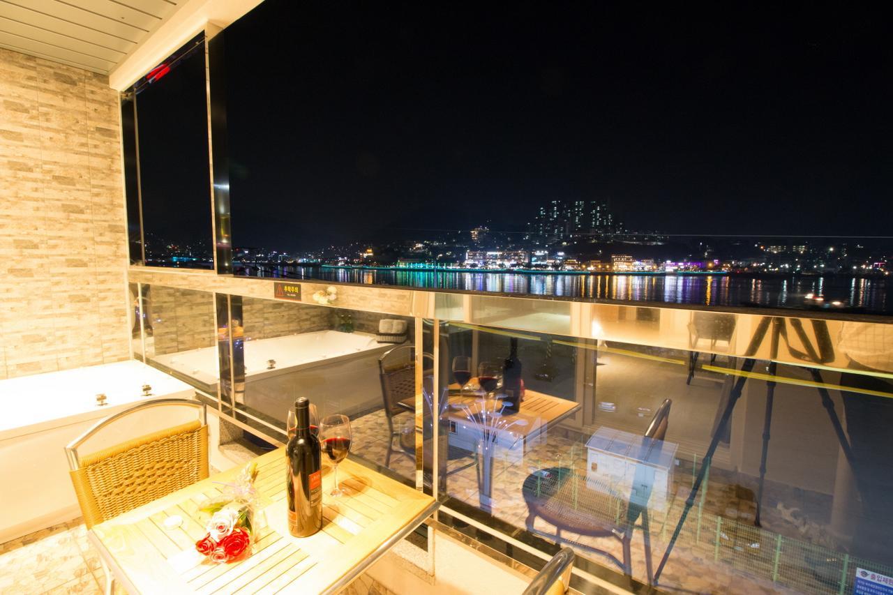 Lium Spa Hostel Yeosu Zewnętrze zdjęcie