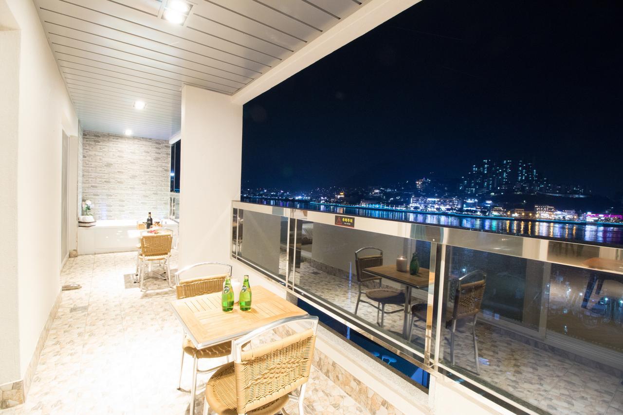 Lium Spa Hostel Yeosu Zewnętrze zdjęcie
