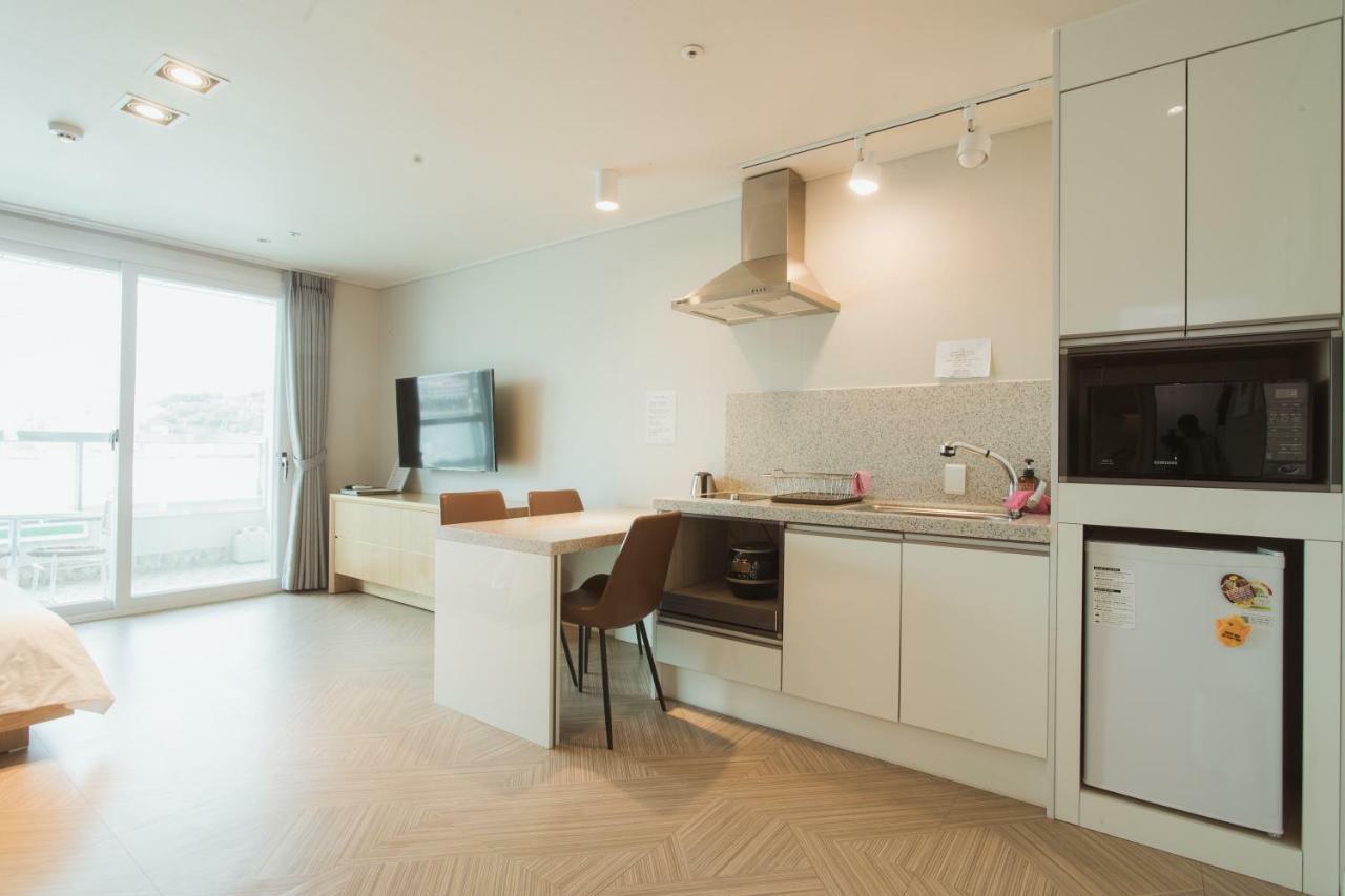 Lium Spa Hostel Yeosu Zewnętrze zdjęcie
