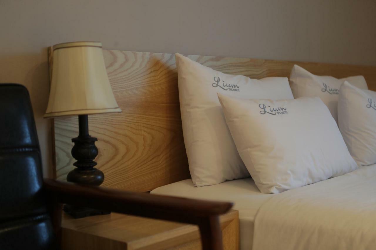 Lium Spa Hostel Yeosu Zewnętrze zdjęcie