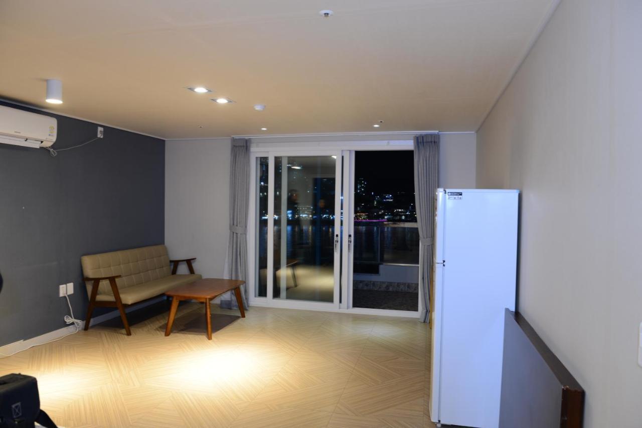 Lium Spa Hostel Yeosu Zewnętrze zdjęcie